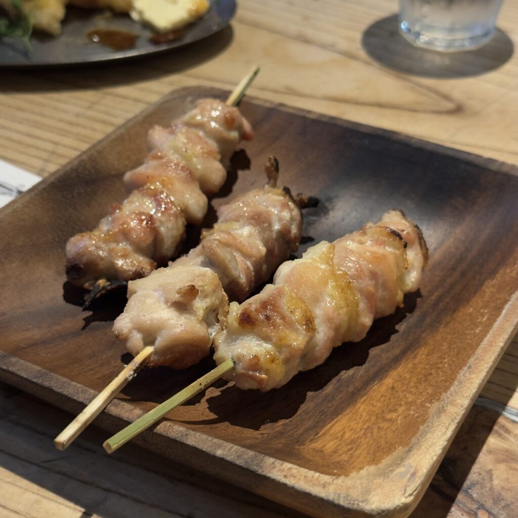 Charcoal-grilled kushiyaki skewers at Kushiyakisenmon Sagoemon in Shibuya, Tokyo